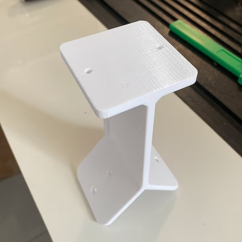 1 buah braket pemasangan kamer - Eufy Camera E220 ulasan dan harga